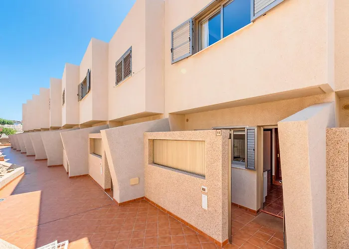 Medano4you Brunellos House Апартаменты *